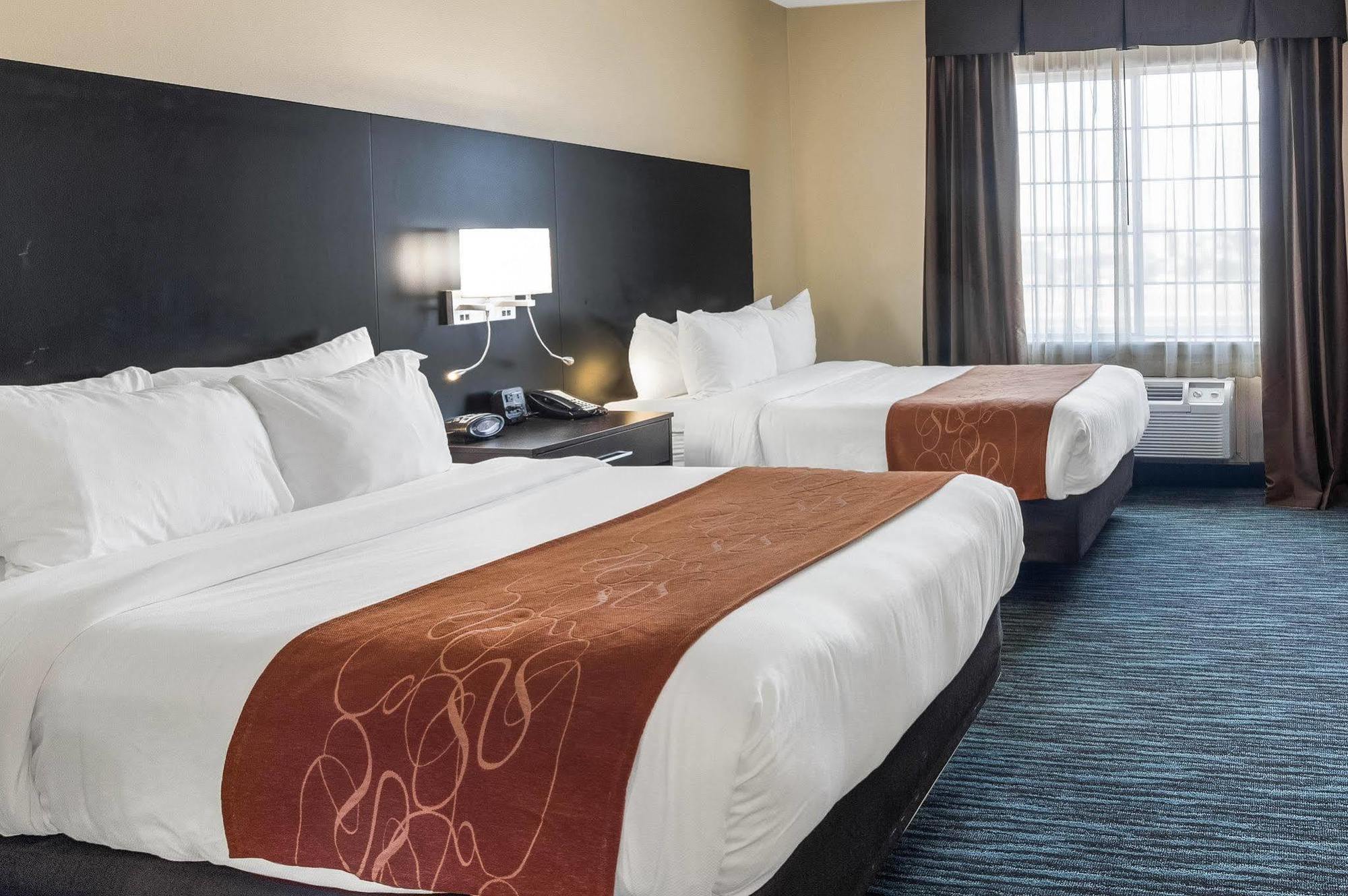 Comfort Suites Odessa Kültér fotó