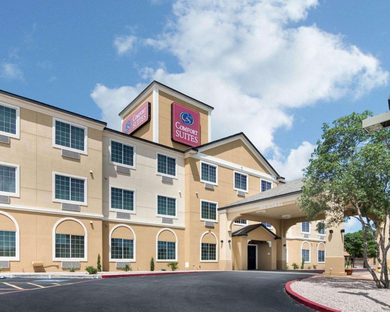 Comfort Suites Odessa Kültér fotó